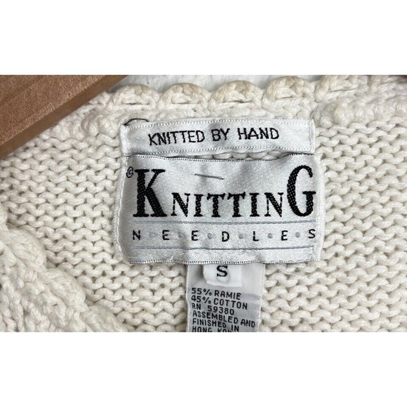 VTG Floral Embroidered Chunky Sweater Handmade Knit Pearl Button Cottage Granny - Picture 8 of 8